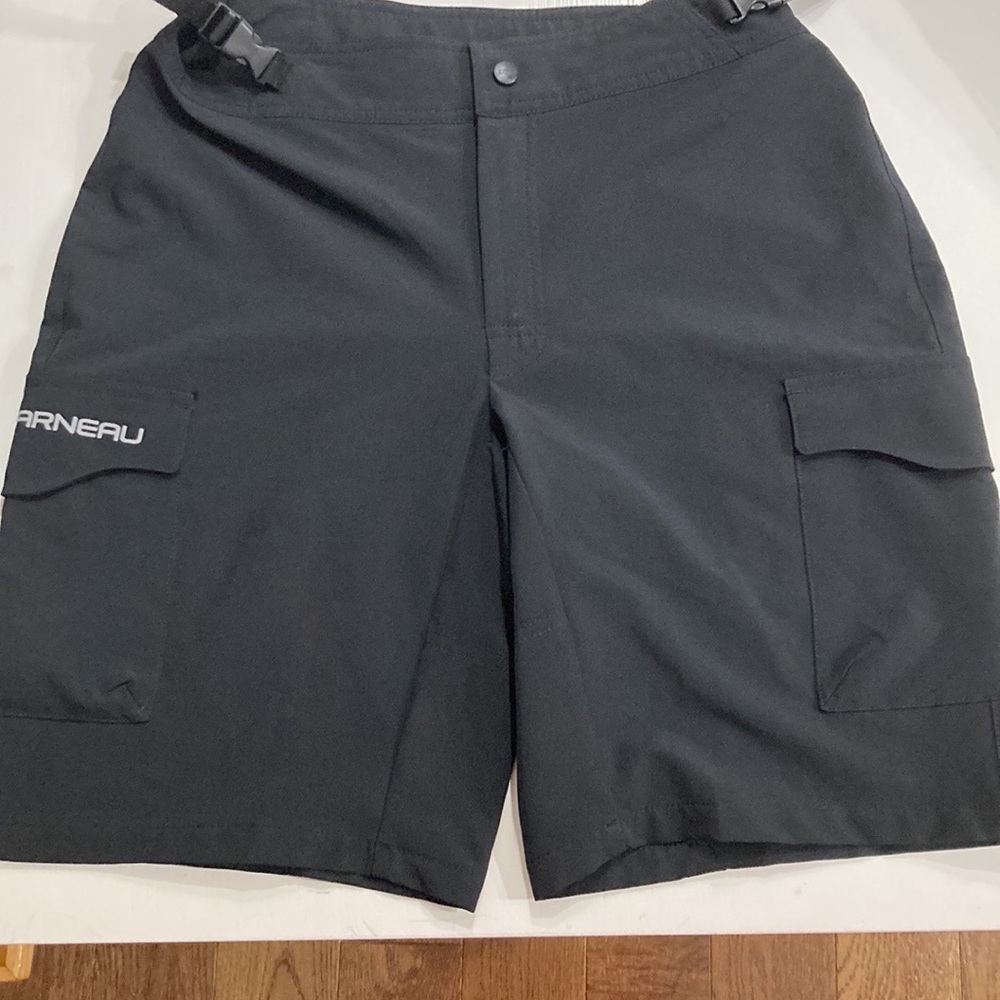 Women’s Louis Garneau trail shorts Size S